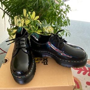 Dr. Martens Rainbow Quads